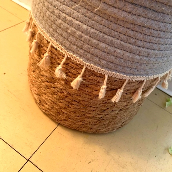 Bohemian Rope Woven Storage Basket with Tassels - Picture 10 of 11